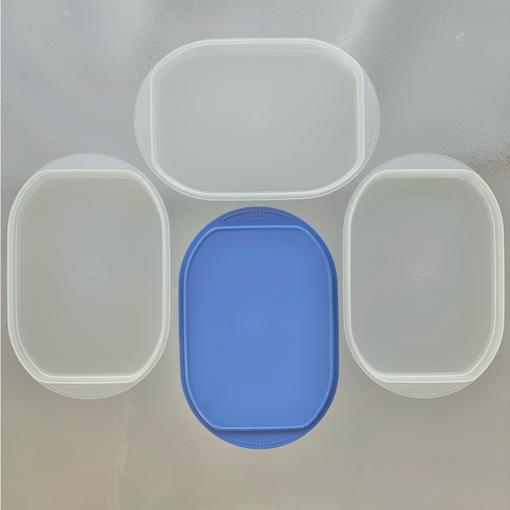 Tupperware Fridge Stackables Deli Meat Keeper Stacking Trays with Blue Lid - Picture 5 of 9